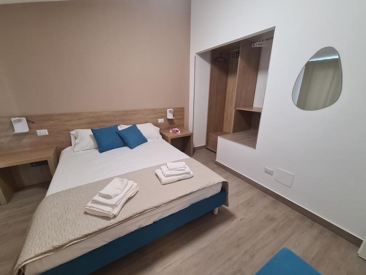 B&B Al Quadrato Скалеа Екстер'єр фото