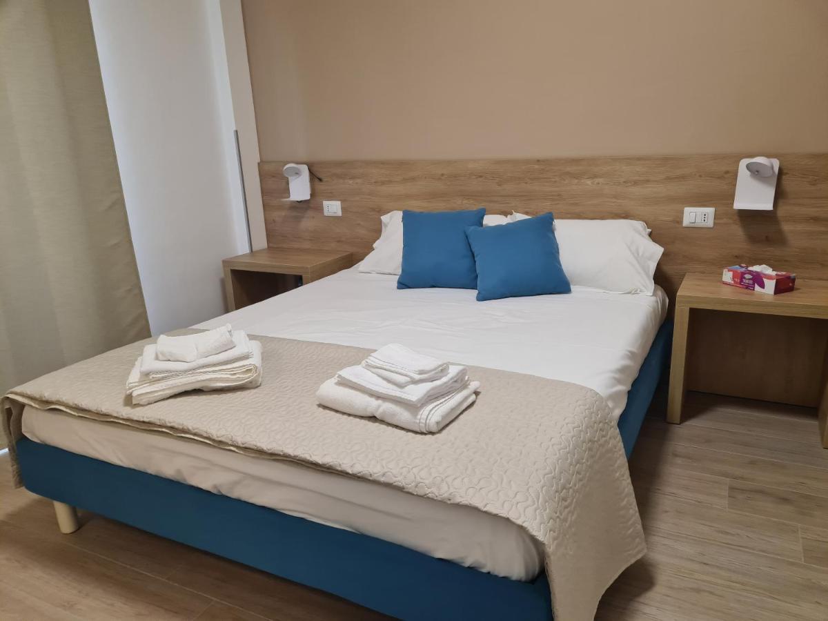 B&B Al Quadrato Скалеа Екстер'єр фото