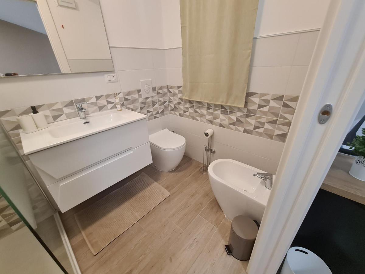 B&B Al Quadrato Скалеа Екстер'єр фото